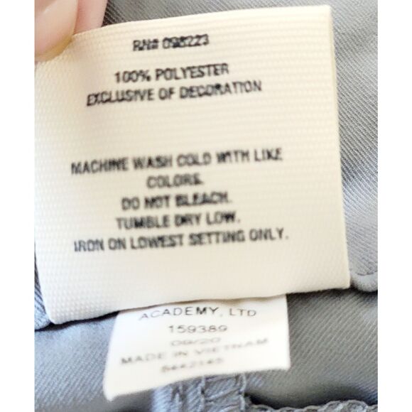 Magellan Outdoor 1X  Shorts Women's  Gray Fishing No Drawstring Button Zip Pckts - Picture 6 of 6